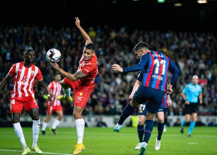 塞维利亚主场挑战成功，继续稳定前四的简单介绍