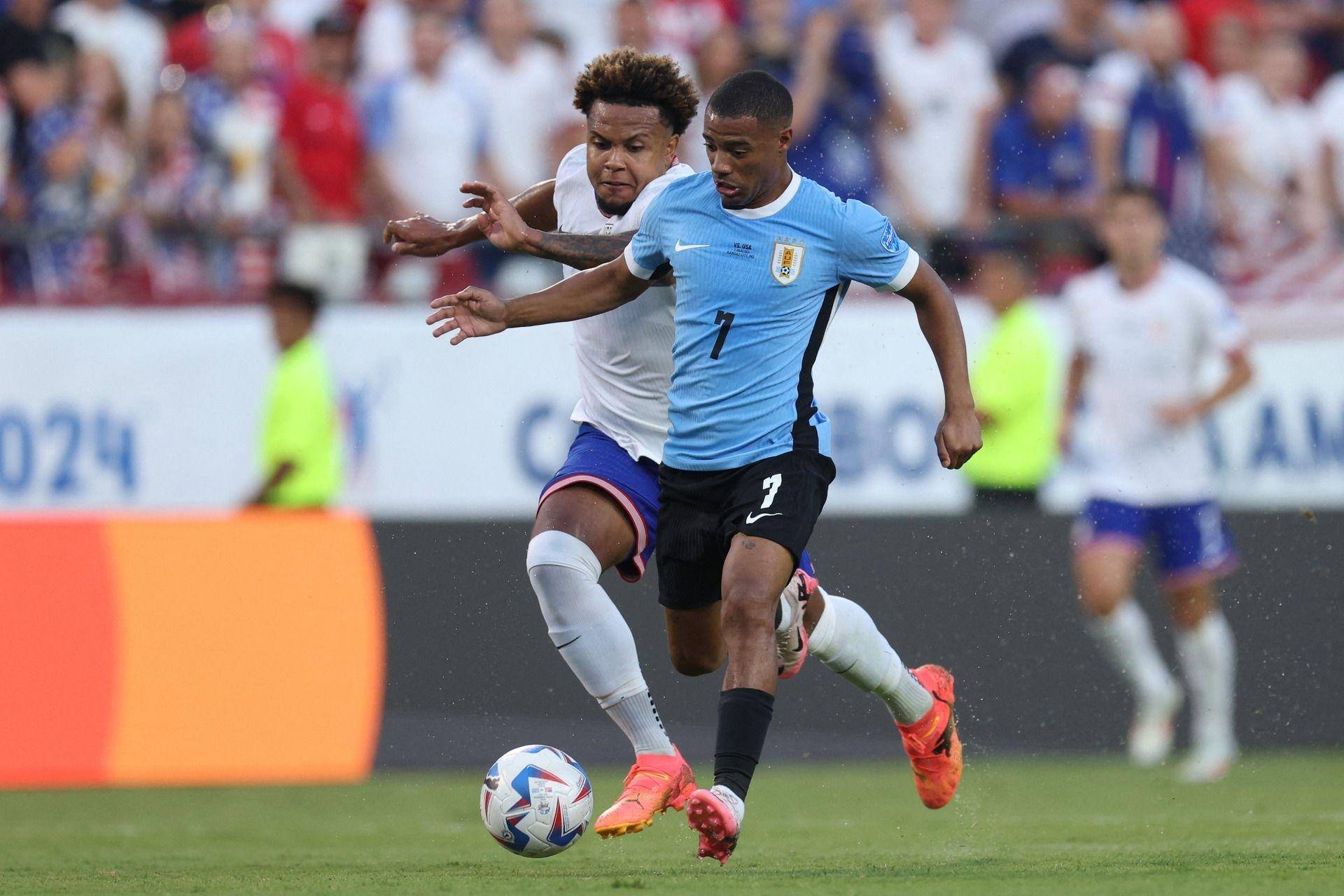 九游游戏-乌拉圭代表成功闯入国际联赛