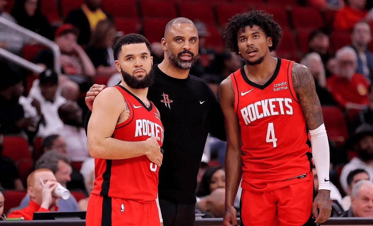 九游游戏-火箭新晋球员迎来首秀表现神勇