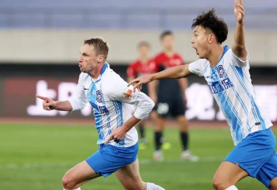 九游娱乐入口-关于球队新援试训期间表现抢眼,备受关注的信息