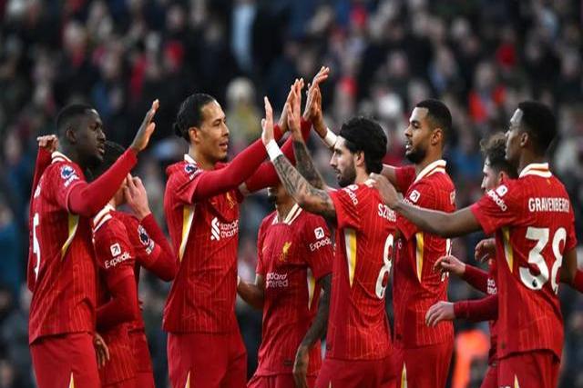 利物浦夺冠热门，主场迎战狼队