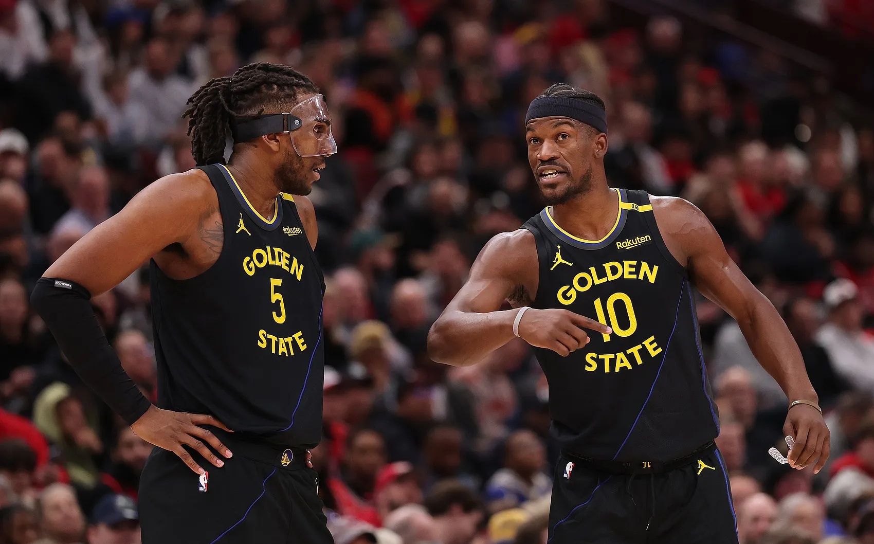 勇士惨败开拓者，库里连续失准难挽败局