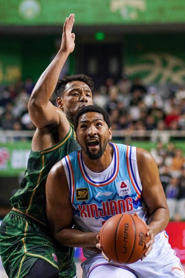 九游体育平台-新疆男篮不敌对手，遭遇两连败