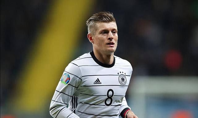 赛场激情!欧洲杯预选赛球队壮志凌云的简单介绍 赛场激情!欧洲杯预选赛球队壮志凌云的简单介绍