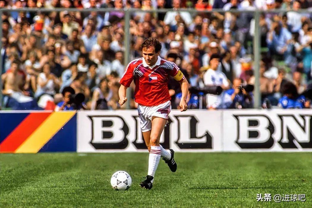 九游娱乐app下载-斯洛伐克队勇夺胜利,晋级可期的简单介绍