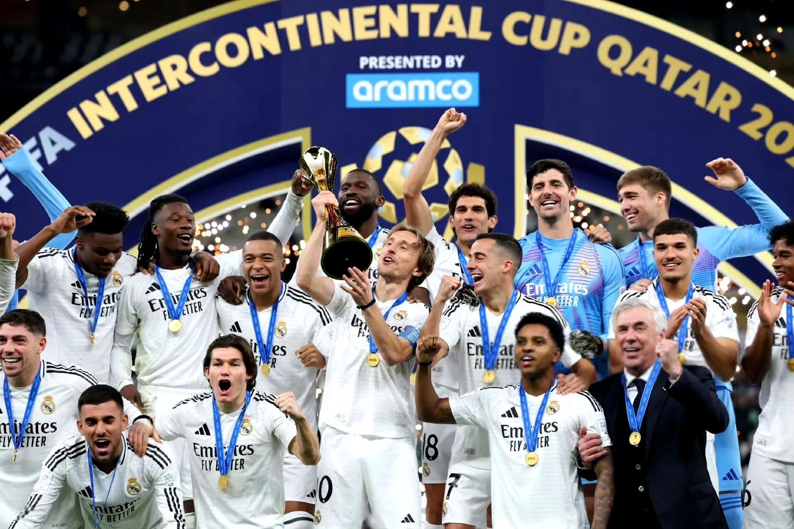 包含皇马九球大胜,轻松晋级欧冠四强的词条 包含皇马九球大胜,轻松晋级欧冠四强的词条