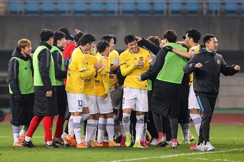 江苏苏宁主场力克天津泰达,积分榜上一路攀升的简单介绍 江苏苏宁主场力克天津泰达,积分榜上一路攀升的简单介绍