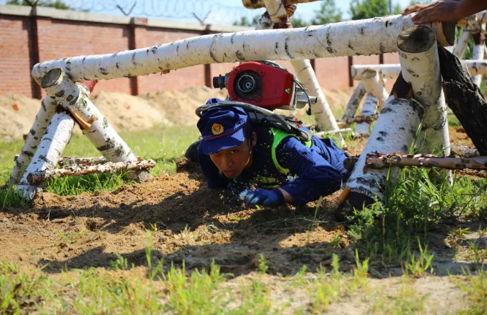 河南建业备战天津天海,看他们如何一决高下 河南建业备战天津天海,看他们如何一决高下