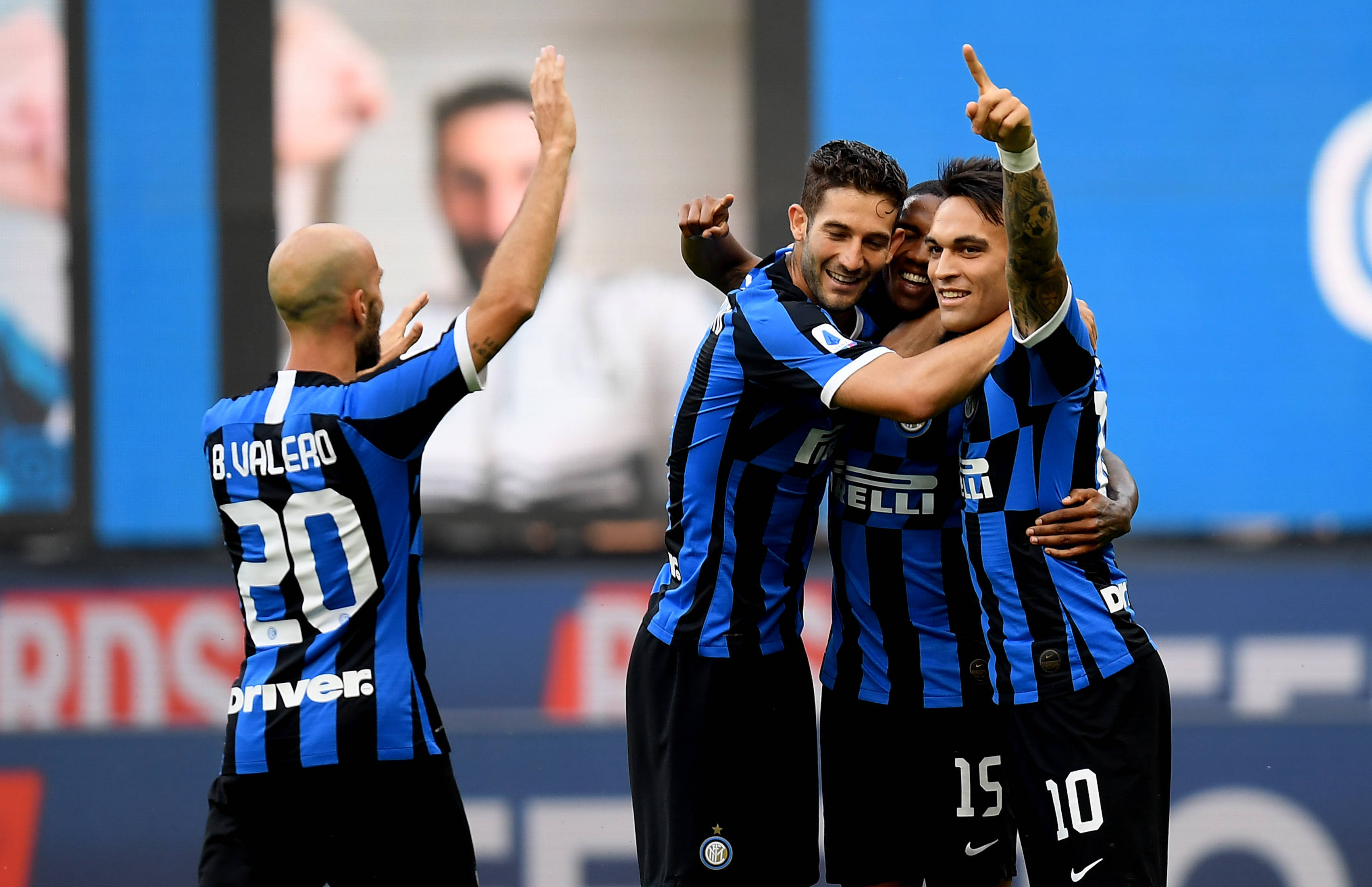 拉齐奥门将出色表现,帮助球队取得胜利 拉齐奥门将出色表现,帮助球队取得胜利