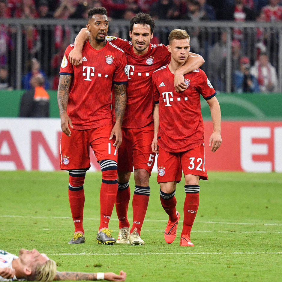 包含拜仁主场称霸，强势夺回榜首位置的词条