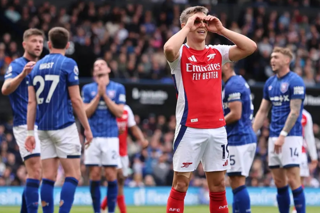 惊心动魄!夺冠热门战胜实力强队 惊心动魄!夺冠热门战胜实力强队