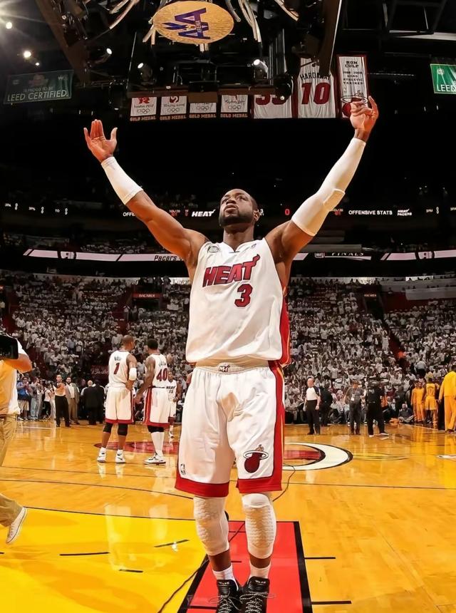 九游体育官方入口-NBA巨星韦德在场上表现出色