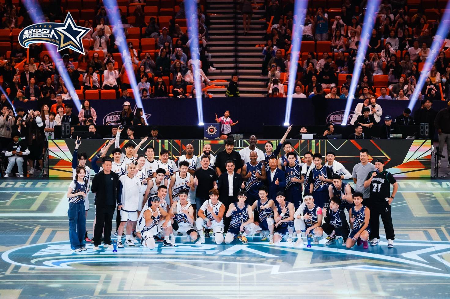 九游APP-篮球巨星彰显实力,成为场上焦点