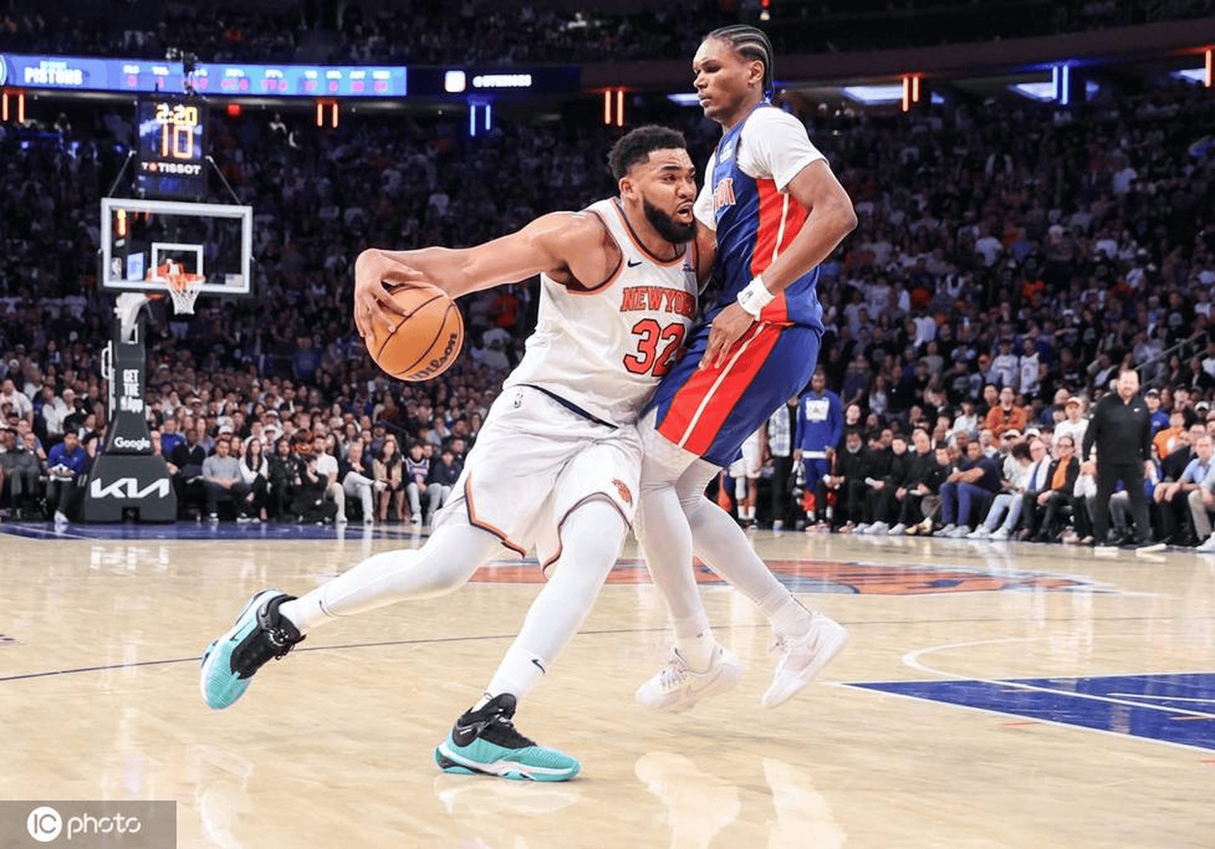 独行侠险胜勇士，唐斯砍下三双数据