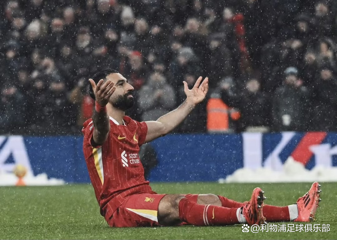 九游中国-曼联激战告捷,卢卡库再献神勇表现
