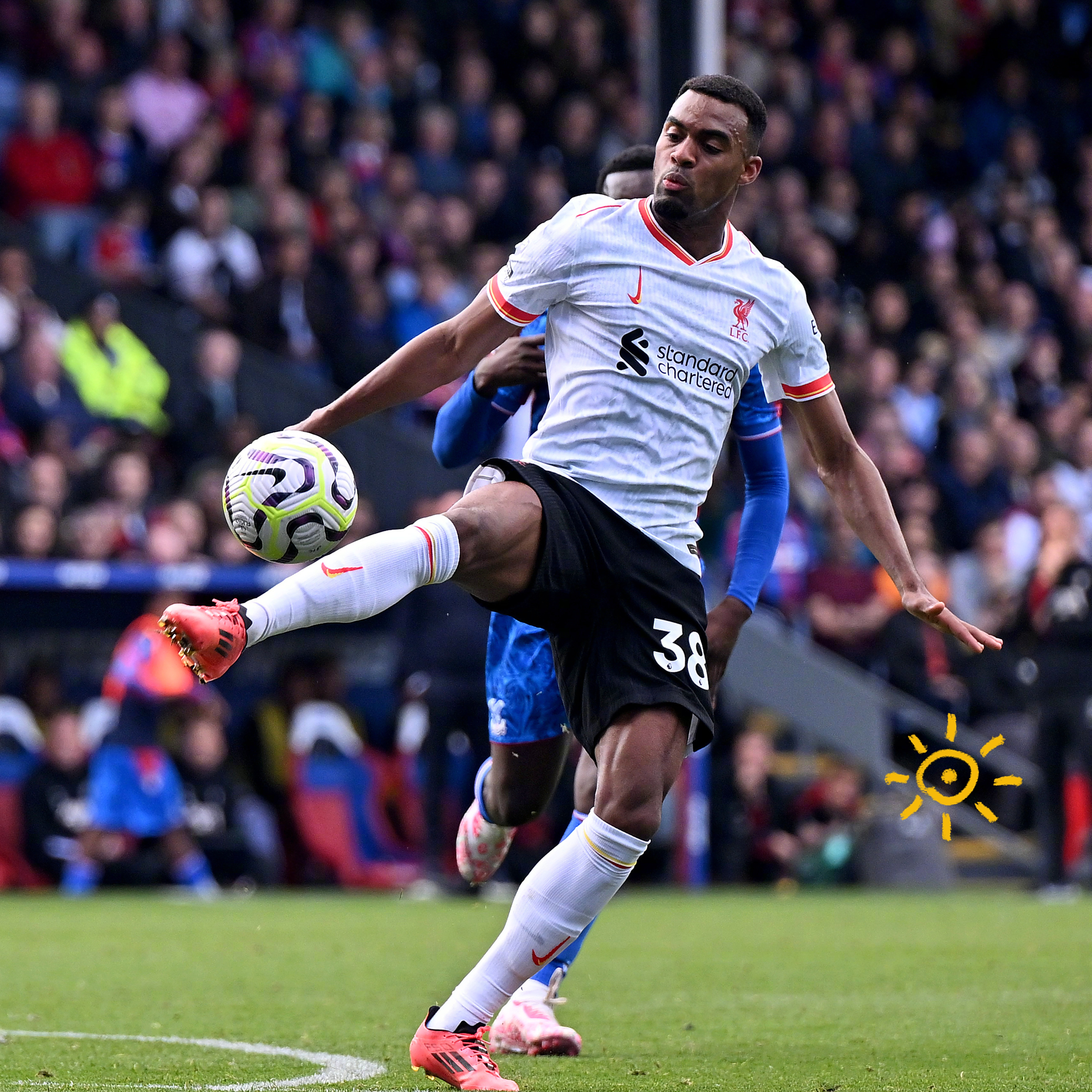 利物浦客场取胜，稳步晋级淘汰赛