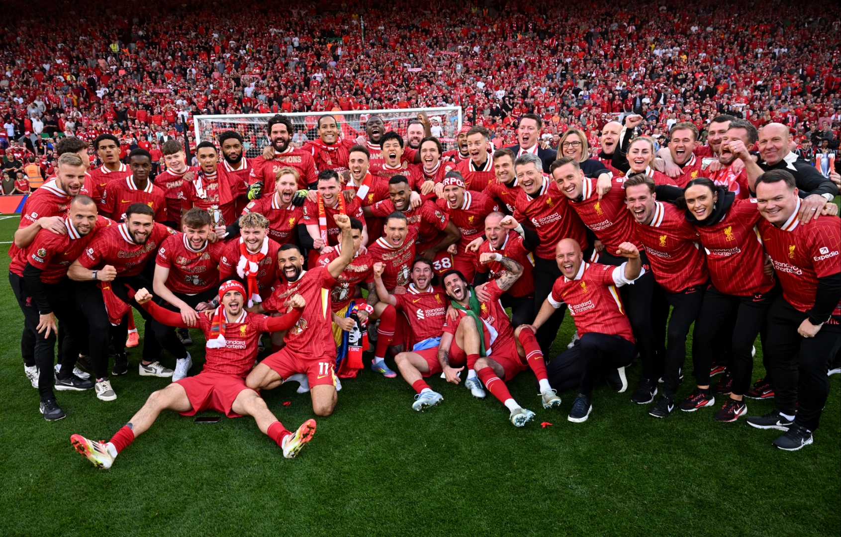 比利时备战胜利,全队士气高昂 比利时备战胜利,全队士气高昂