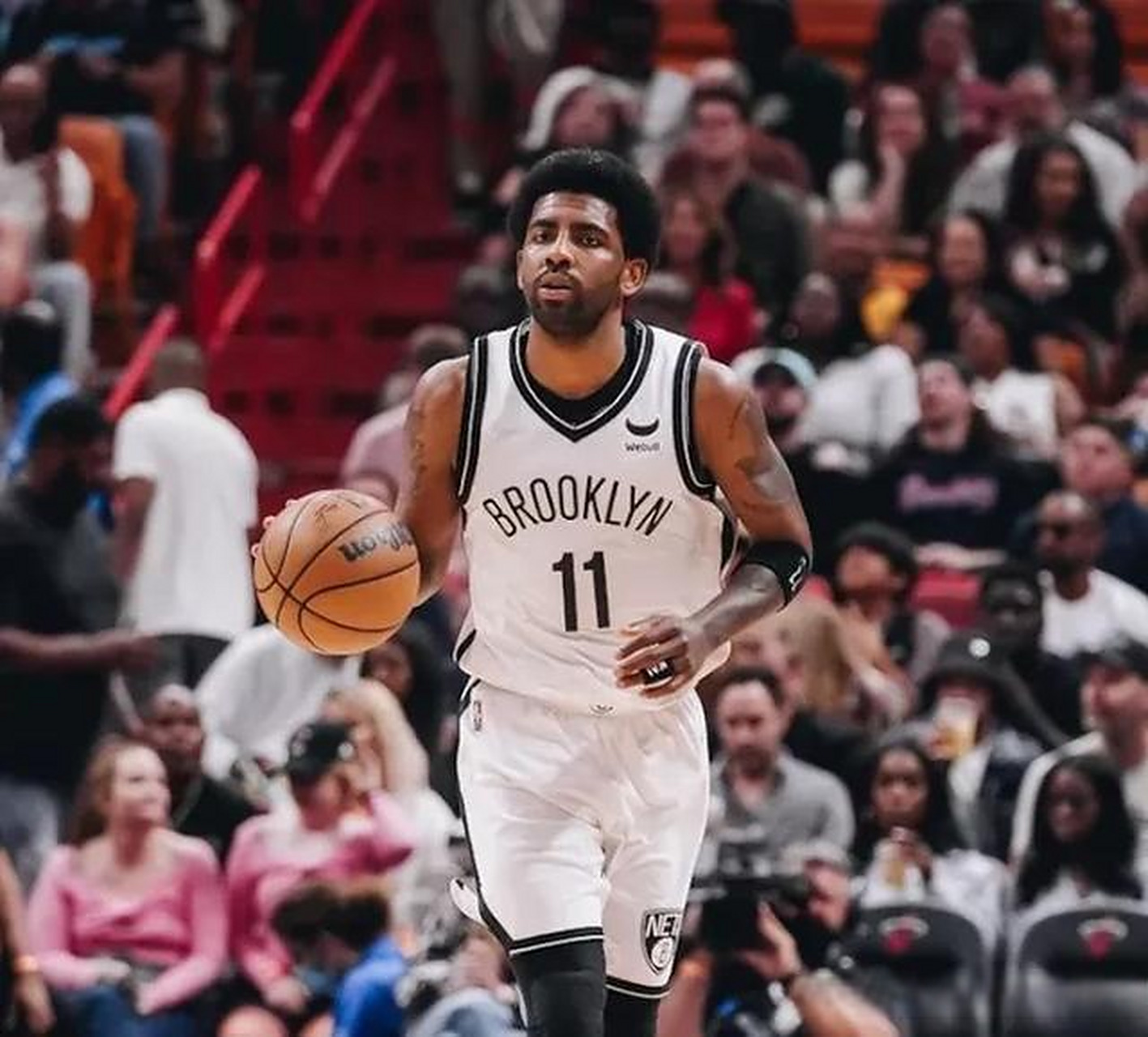 九游app下载-篮网双星砍下高分,率队晋级下一轮