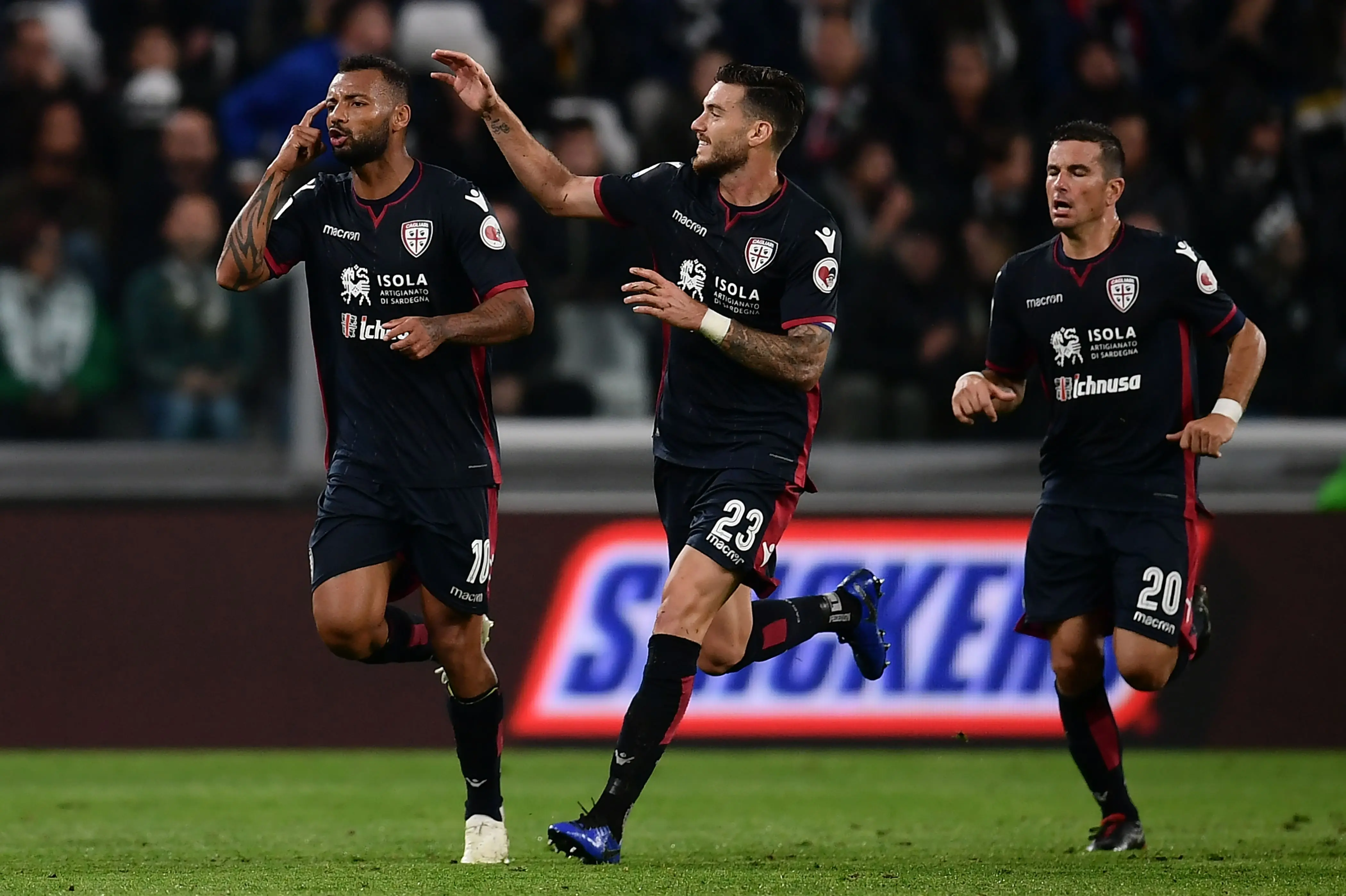 九游娱乐-包含AC米兰球员集体表现出色，取得关键胜利的词条