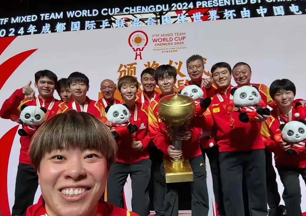 九游体育官方入口-关于紧张比赛展开!球员们为团队荣誉拼搏的信息