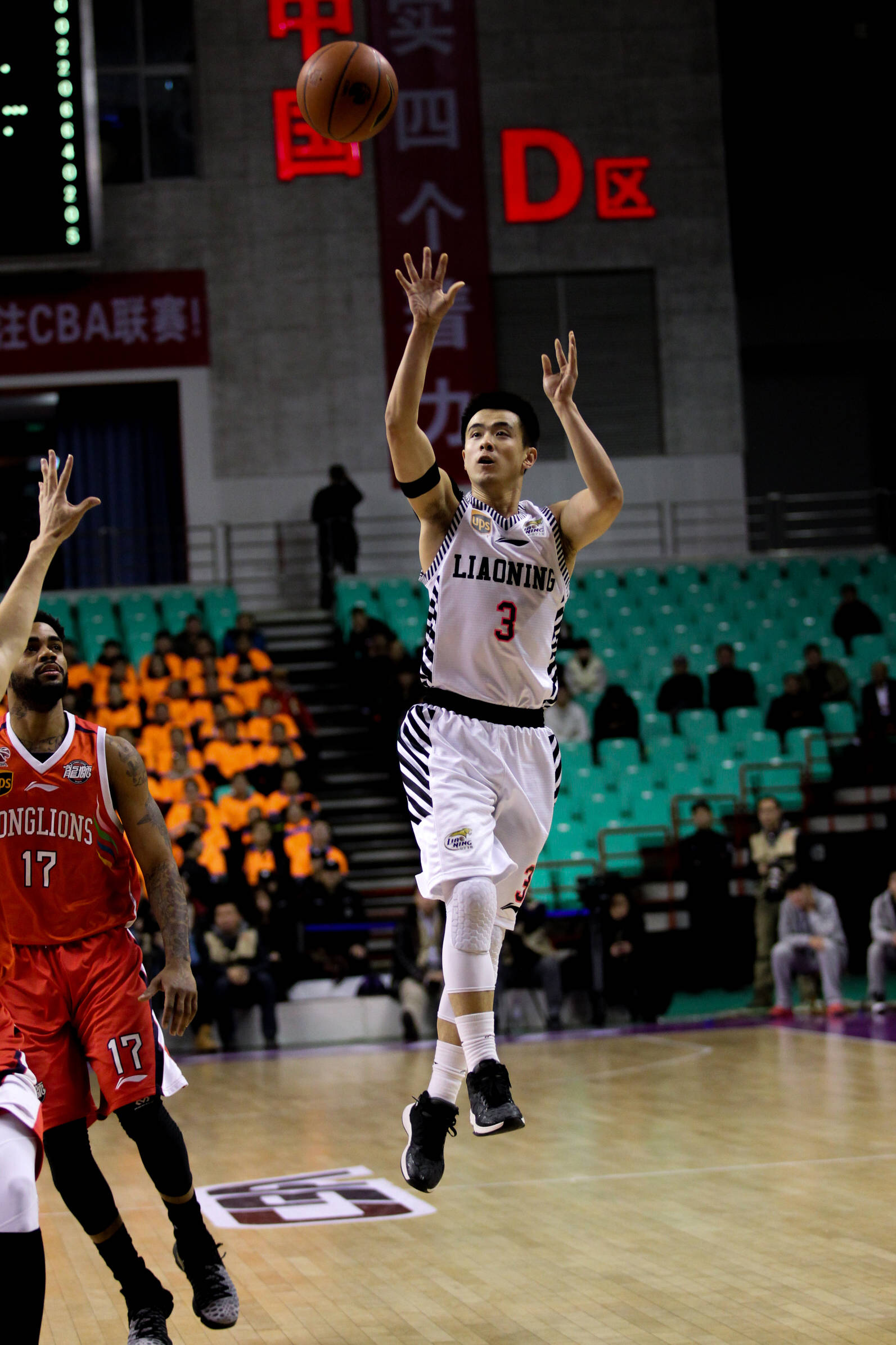 包含江苏男篮新援表现出色,助球队完成大逆转的词条 包含江苏男篮新援表现出色,助球队完成大逆转的词条