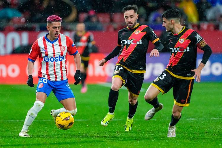 西班牙队遭遇伤病潮,前景堪忧 西班牙队遭遇伤病潮,前景堪忧