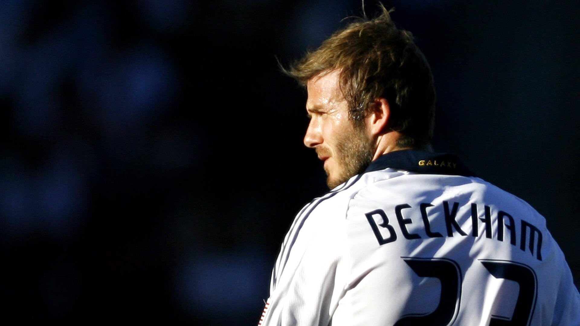 9you娱乐-德甲争冠夜中维尼修斯的隔空对标,舞台越大,光芒越耀眼